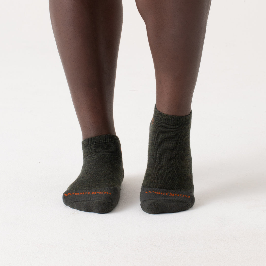 On body of the Forest No show with orange logo, with forest body --Forest