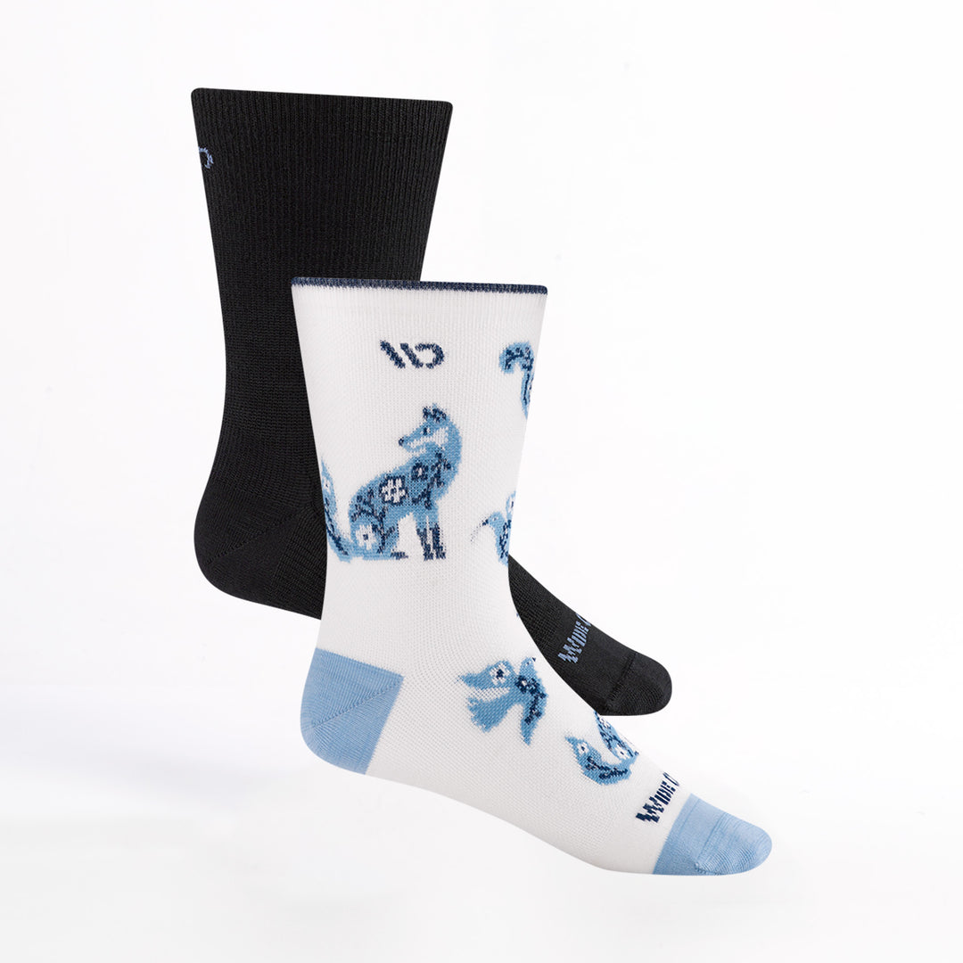 Bundle image of the 9513 solid lightweight crew sock and 9516 woodland wonder micro crew in white