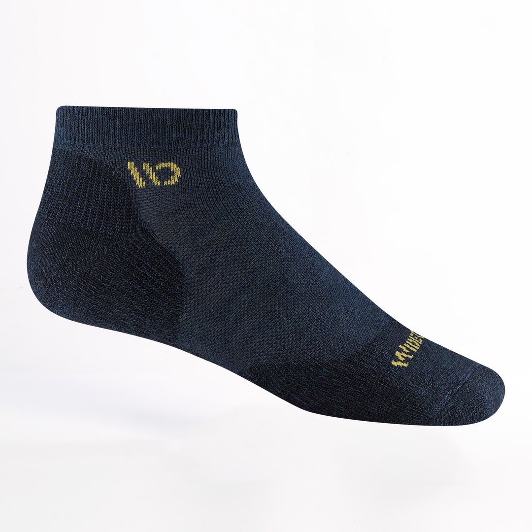 profile image of the 9000 solid cushioned ankle sock in Denim featuring yellow logo on toe and ankle