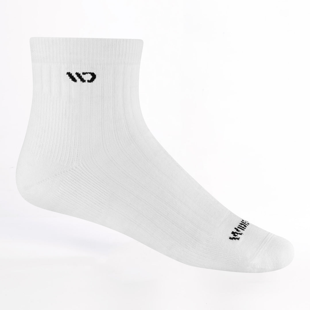 Profile image of 9004 Solid cushioned Quarter sock in White featuring black logo on toe and cuff