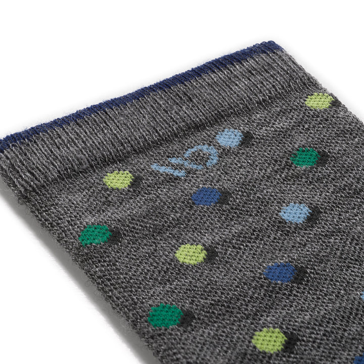 Detail image of mens on the dot cushioned crew 9011 in gray close up of cuff featuring yellow, blue, green dot on gray sock
