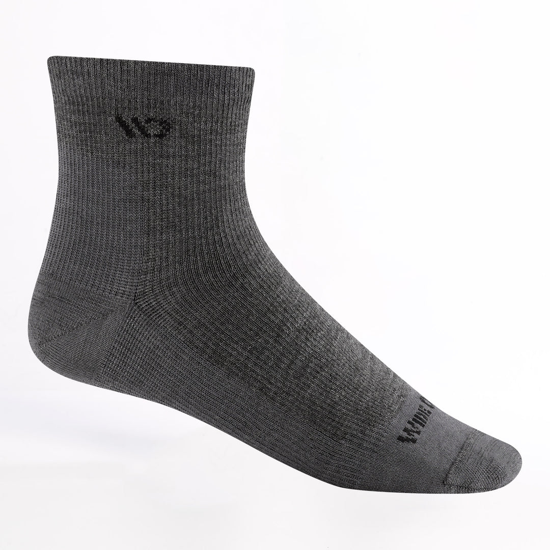 Men's quarter lightweight no cushion sock in gray featuring  black logo