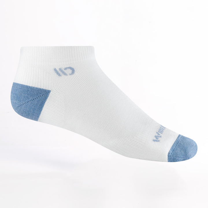 profile image of 9500 solid cushioned ankle sock in white with a light blue heel/toe and logo