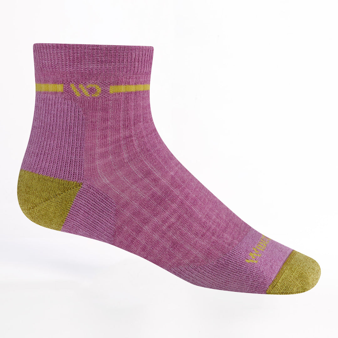 9501 Single stripe Quarter Sock in violet featuring a yellow heel/toe and logo with a pink body 