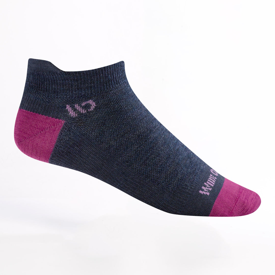 Women's Ankle lightweight no cushion sock in denim colorway featuring violet heel/toe and pink logo