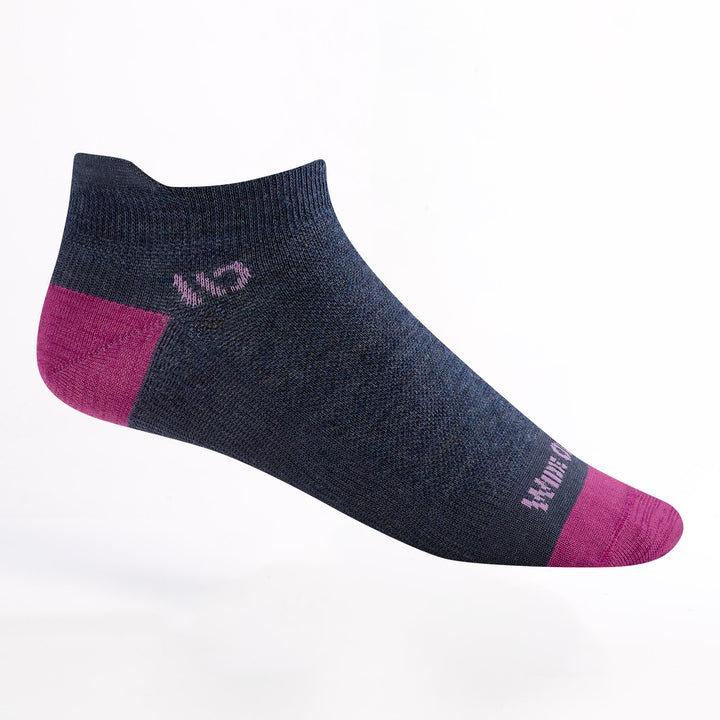 Women's Ankle lightweight no cushion sock in denim colorway featuring violet heel/toe and pink logo