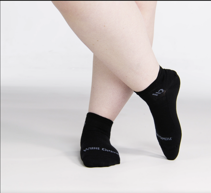 Women's Solid Lightweight Ankle Socks
